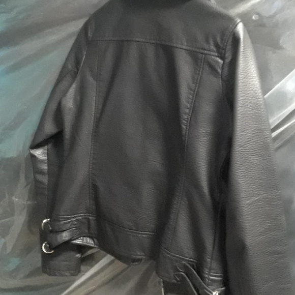 Jessica Simpson jacket - Picture 2 of 4